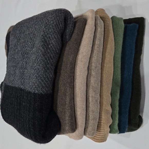 100% Cashmere Sweater Lot Crafting Cutter Upcycle Recycle Repurpose Fabric - Picture 1 of 16